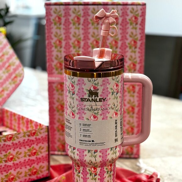 Stanley loveshackfancy 40oz special box - Picture 2 of 8